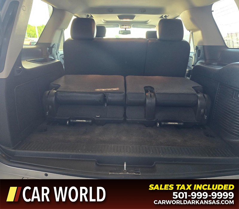 GMC Yukon Vehicle Full-screen Gallery Image 16