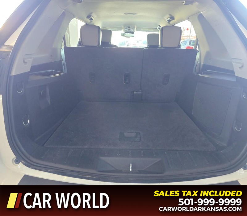 GMC Terrain Vehicle Full-screen Gallery Image 13