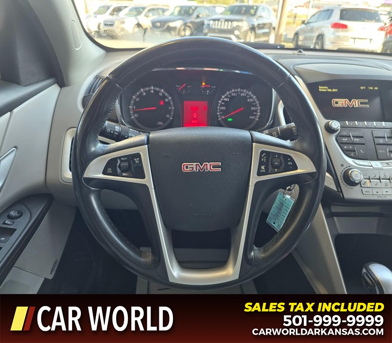 GMC Terrain Vehicle Full-screen Gallery Image 15