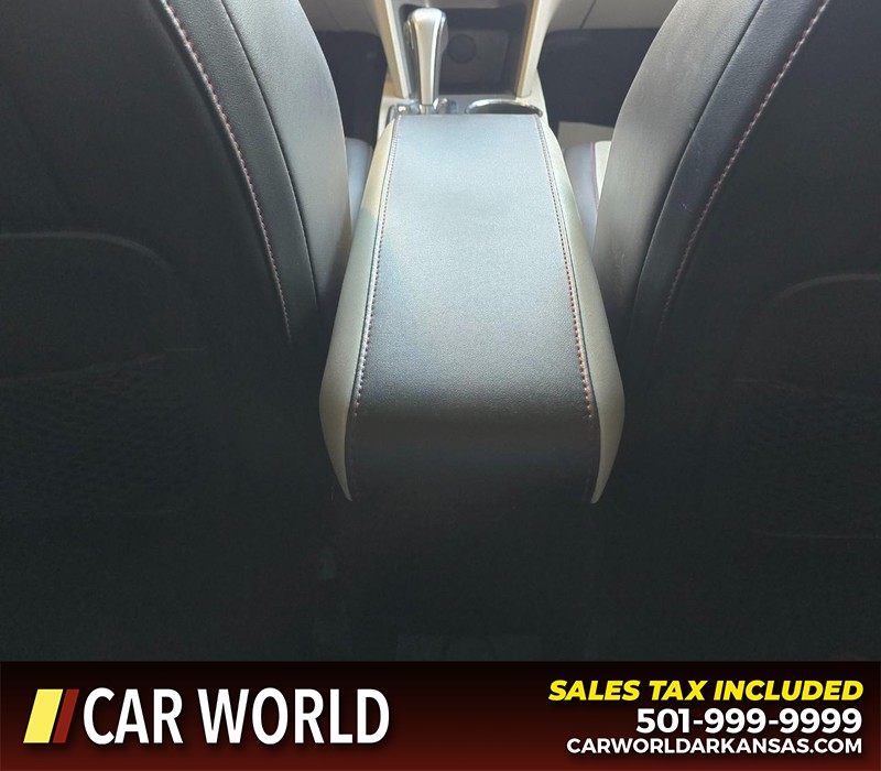 GMC Terrain Vehicle Full-screen Gallery Image 20