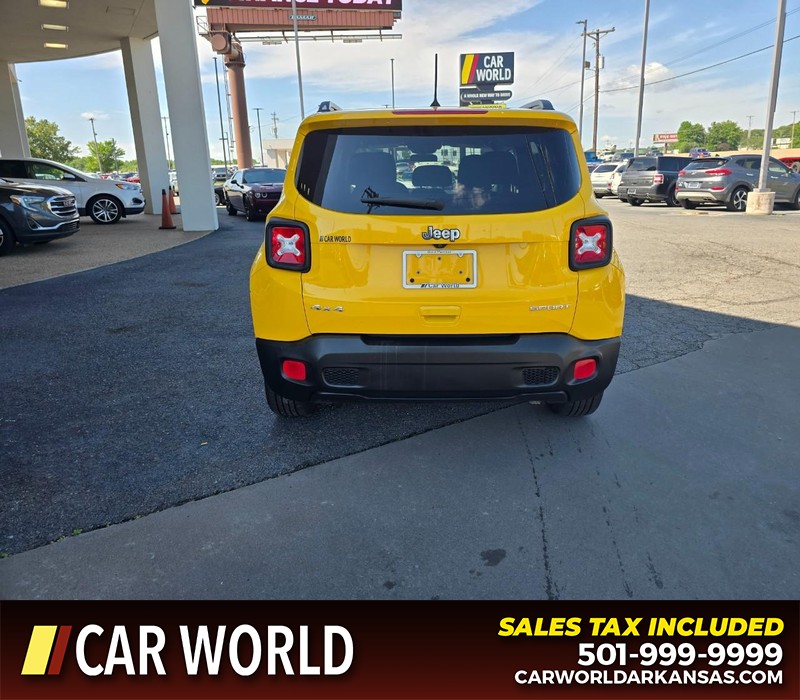 Jeep Renegade Vehicle Full-screen Gallery Image 4