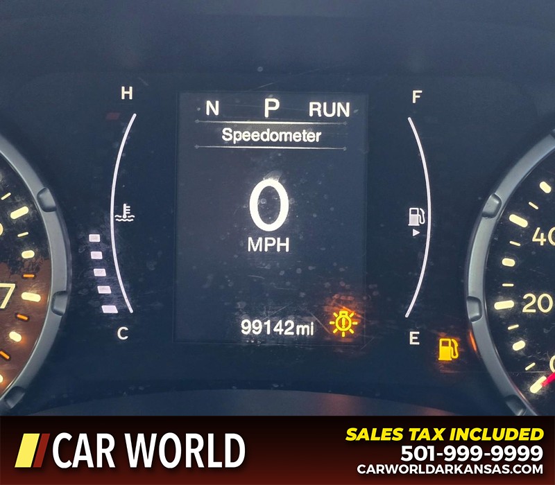 Jeep Renegade Vehicle Full-screen Gallery Image 15