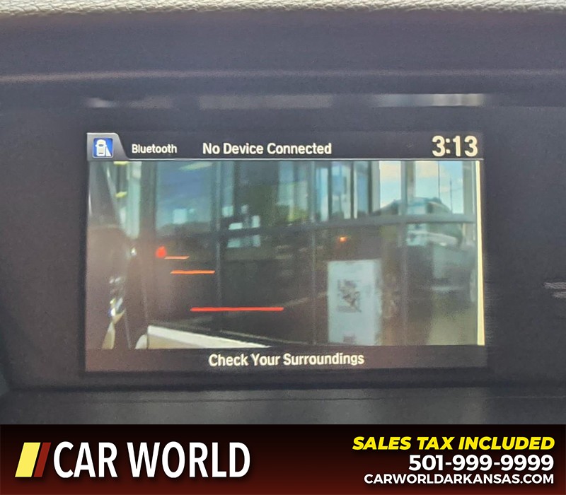 Honda Accord Sedan Vehicle Full-screen Gallery Image 19