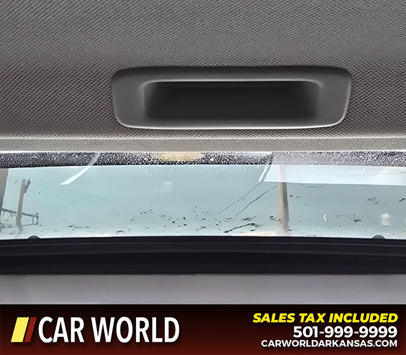 Honda Accord Sedan Vehicle Full-screen Gallery Image 20