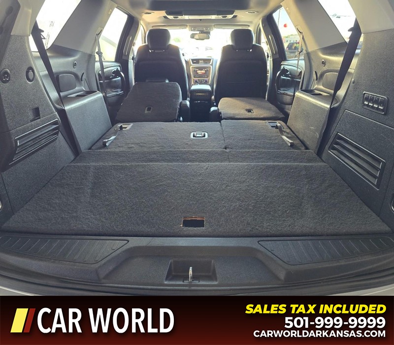 GMC Acadia Vehicle Full-screen Gallery Image 17