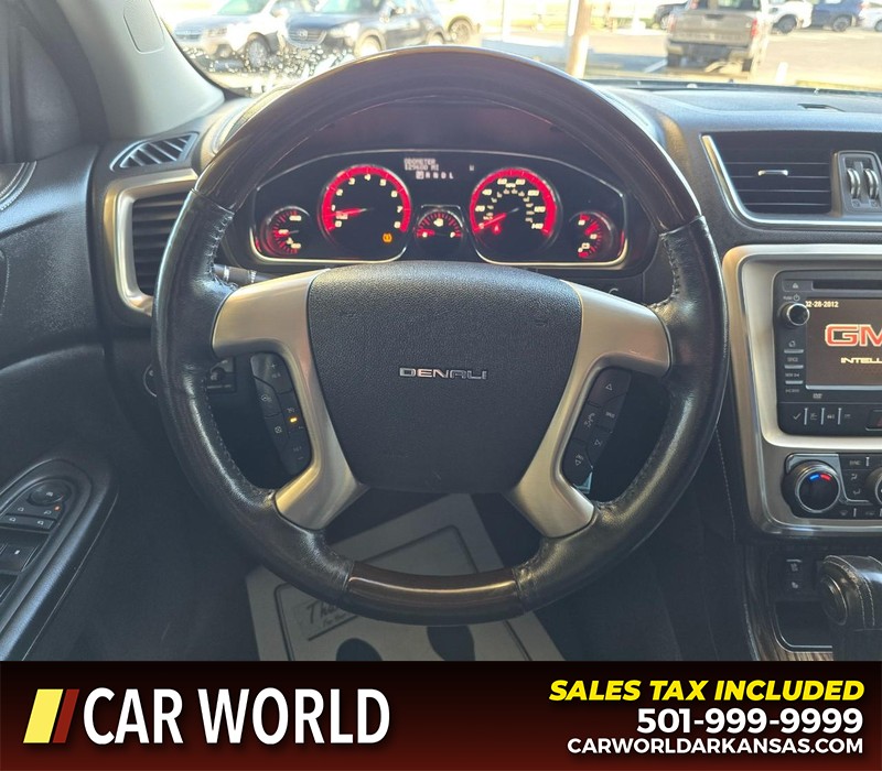 GMC Acadia Vehicle Full-screen Gallery Image 18