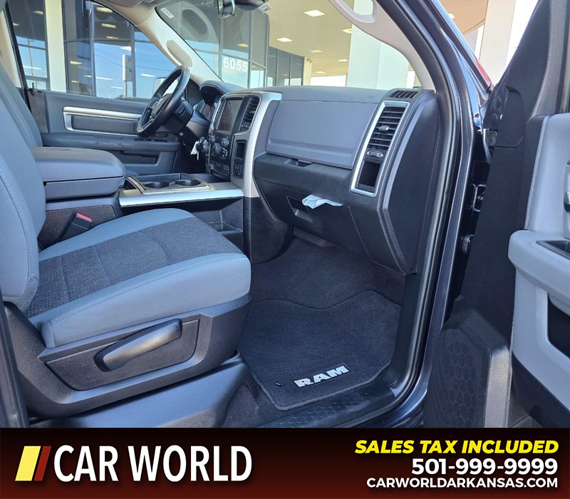 Ram 1500 Vehicle Full-screen Gallery Image 12