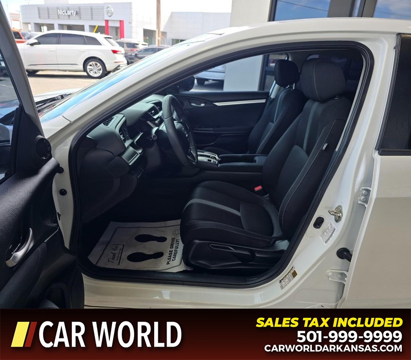 Honda Civic Sedan Vehicle Full-screen Gallery Image 8