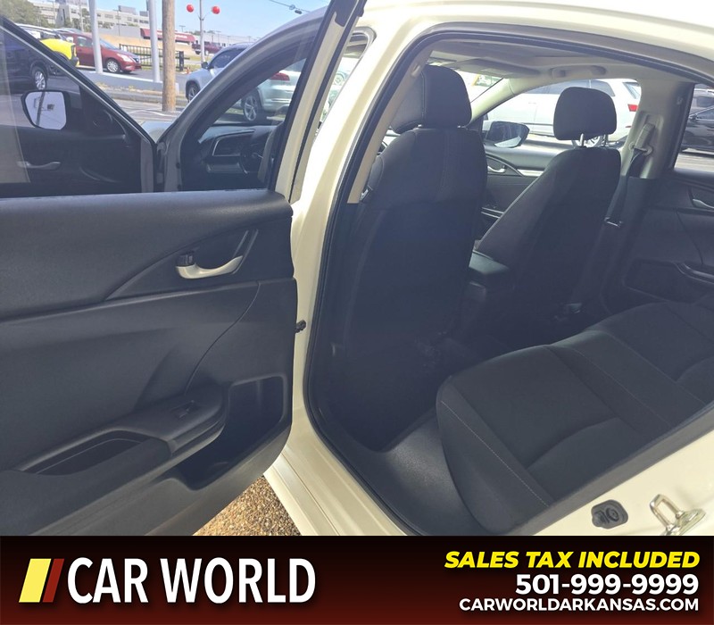 Honda Civic Sedan Vehicle Full-screen Gallery Image 9