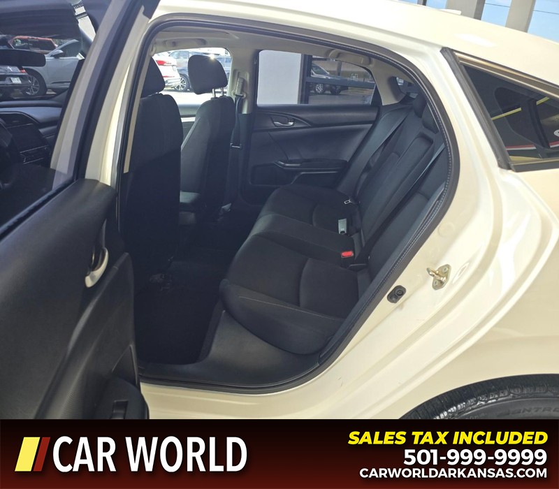 Honda Civic Sedan Vehicle Full-screen Gallery Image 10