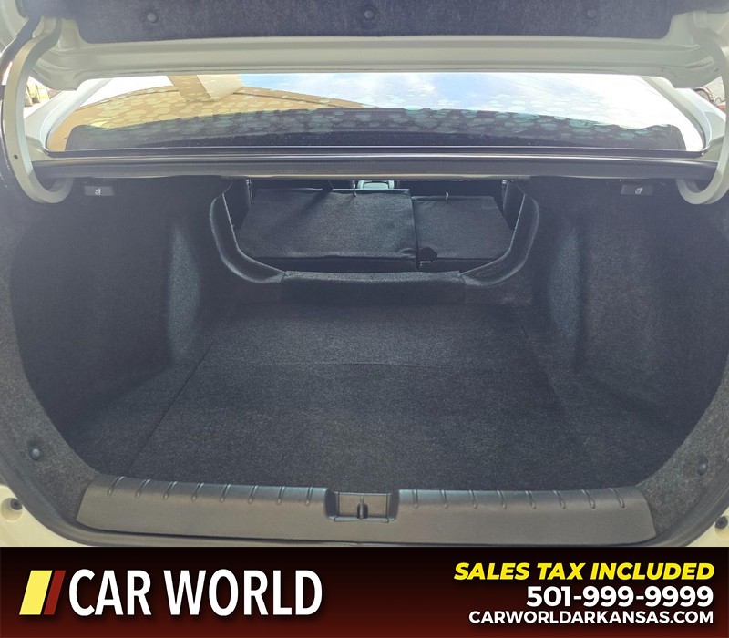 Honda Civic Sedan Vehicle Full-screen Gallery Image 14