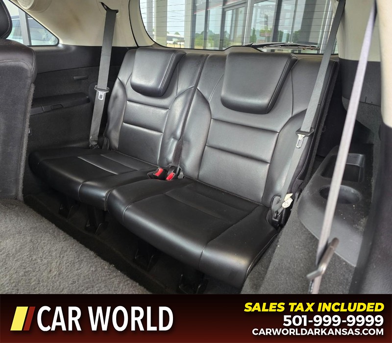 Acura MDX Vehicle Full-screen Gallery Image 11
