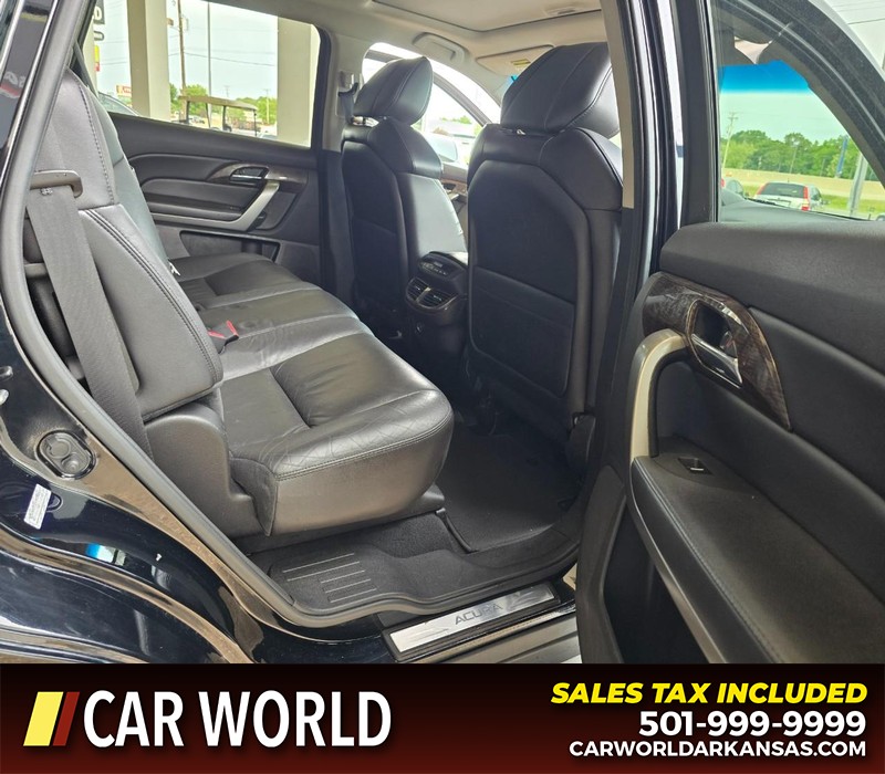 Acura MDX Vehicle Full-screen Gallery Image 13