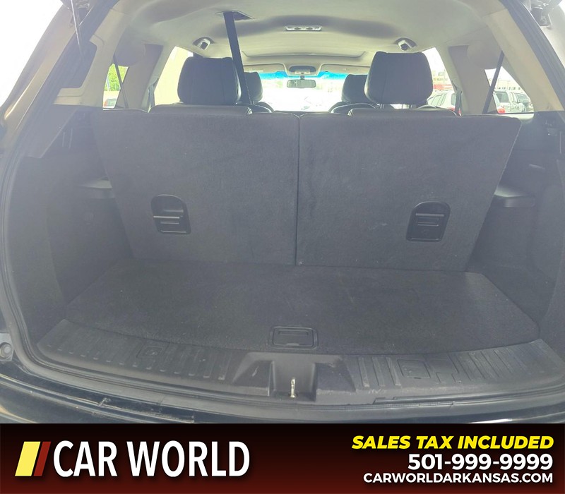 Acura MDX Vehicle Full-screen Gallery Image 15