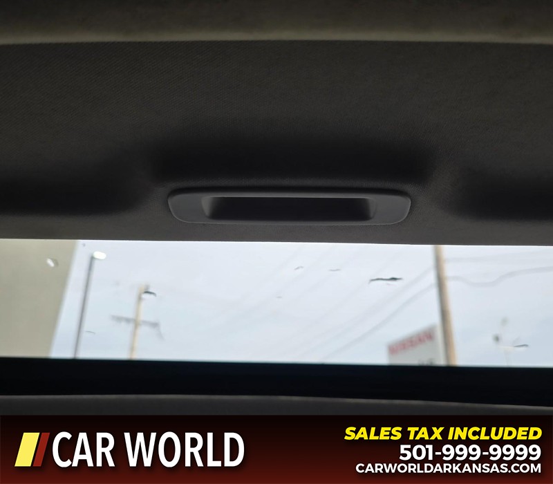 Acura MDX Vehicle Full-screen Gallery Image 23