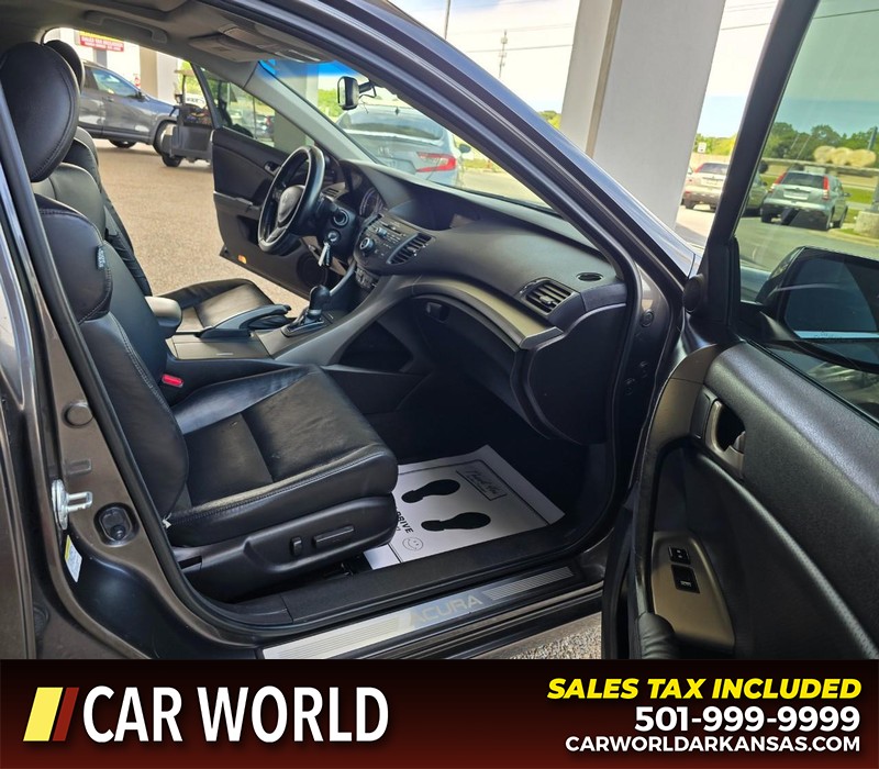 Acura TSX Vehicle Full-screen Gallery Image 11
