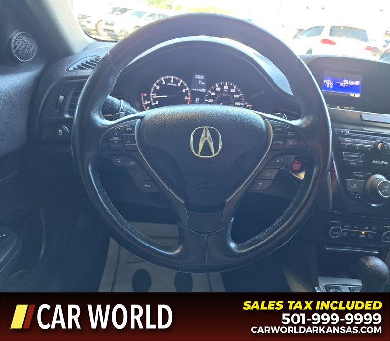 Acura ILX Vehicle Full-screen Gallery Image 15