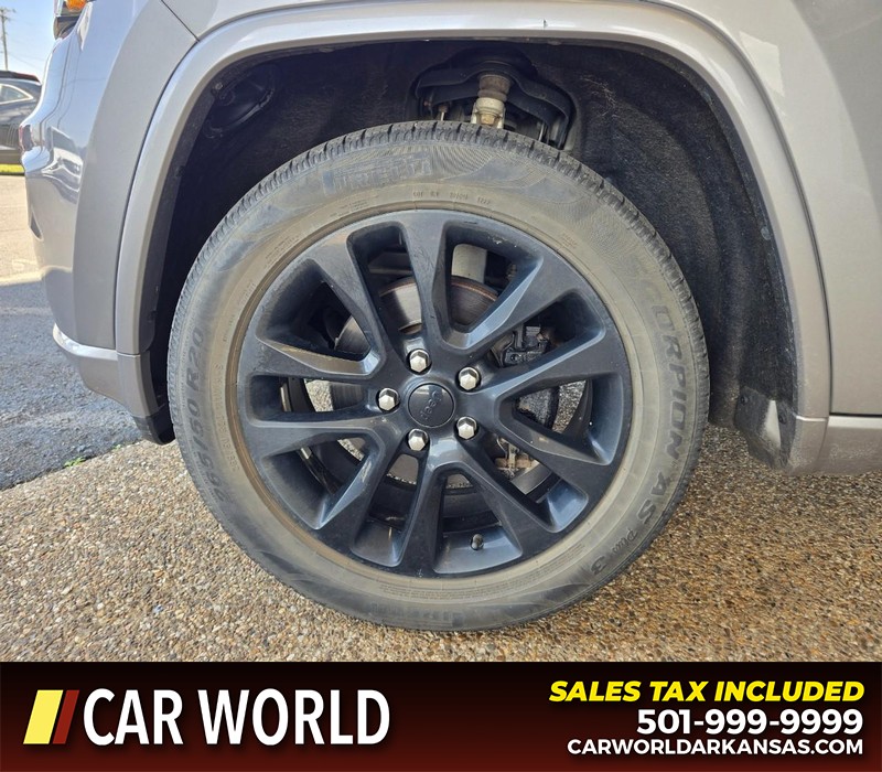 Jeep Grand Cherokee Vehicle Full-screen Gallery Image 6