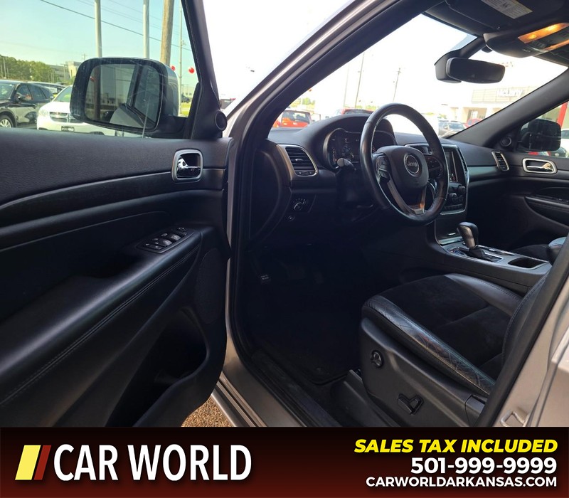 Jeep Grand Cherokee Vehicle Full-screen Gallery Image 7