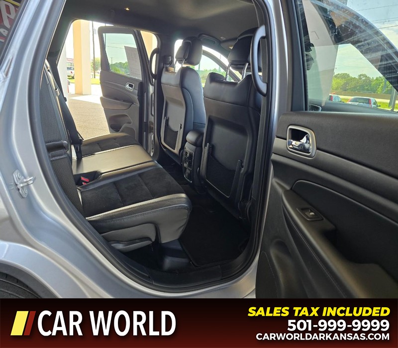 Jeep Grand Cherokee Vehicle Full-screen Gallery Image 12