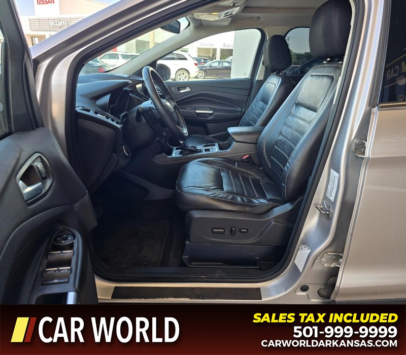 Ford Escape Vehicle Full-screen Gallery Image 8