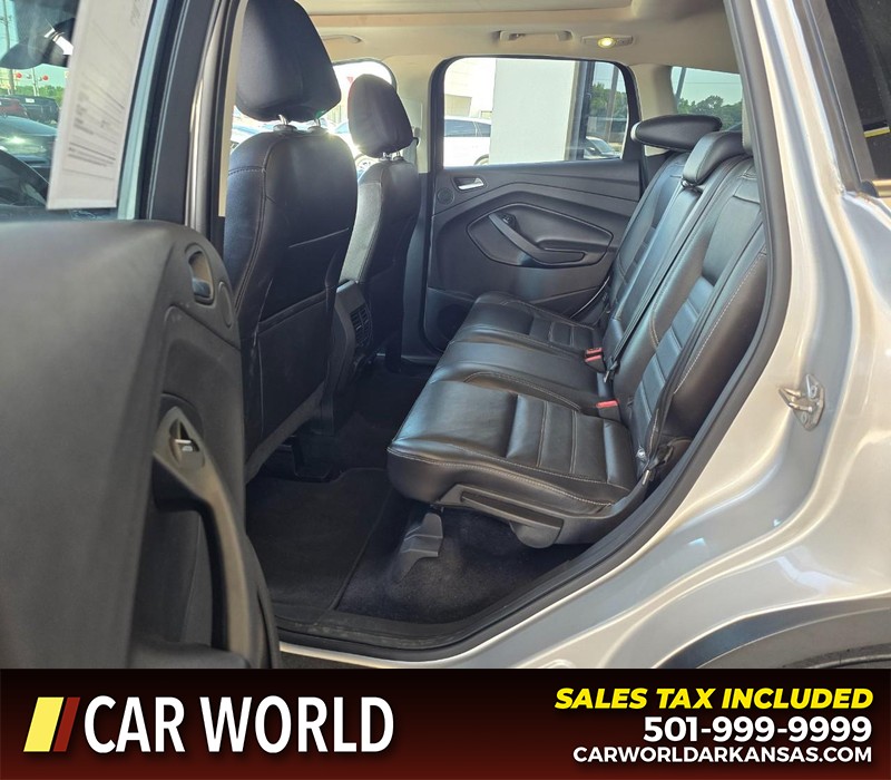 Ford Escape Vehicle Full-screen Gallery Image 10