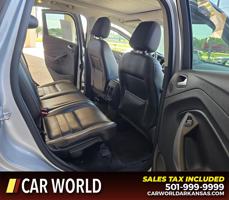 Ford Escape Vehicle Full-screen Gallery Image 12