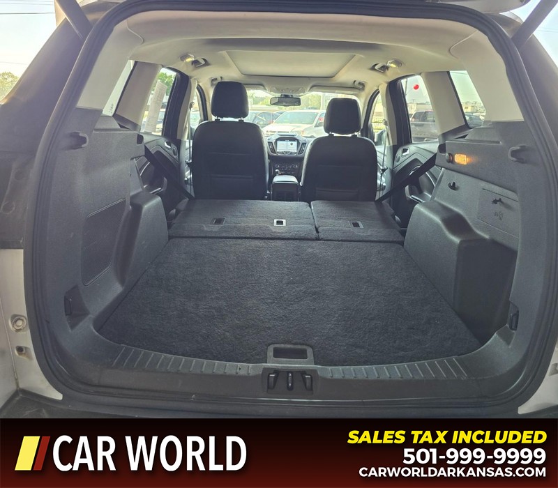 Ford Escape Vehicle Full-screen Gallery Image 14