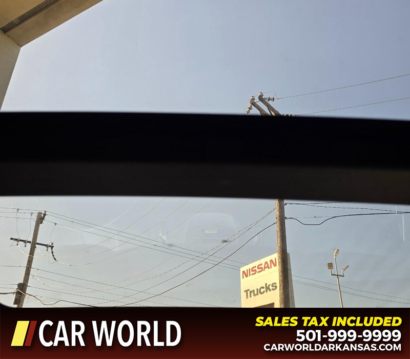 Ford Escape Vehicle Full-screen Gallery Image 19