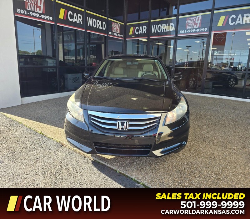 Honda Accord Sedan Vehicle Full-screen Gallery Image 2