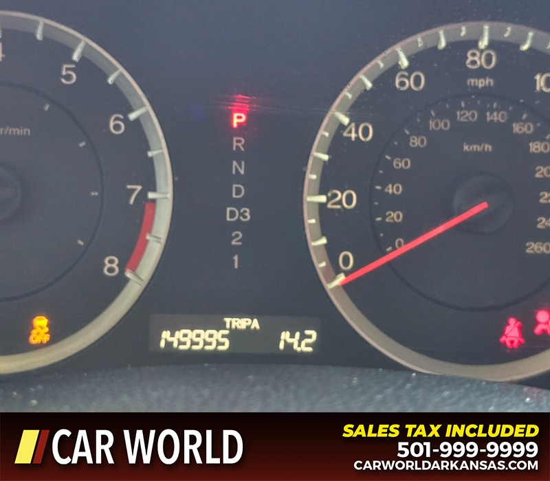 Honda Accord Sedan Vehicle Full-screen Gallery Image 15
