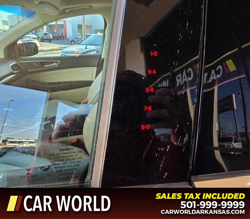 Ford Edge Vehicle Full-screen Gallery Image 5
