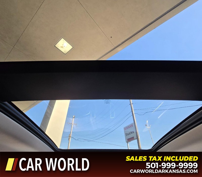 Ford Edge Vehicle Full-screen Gallery Image 22