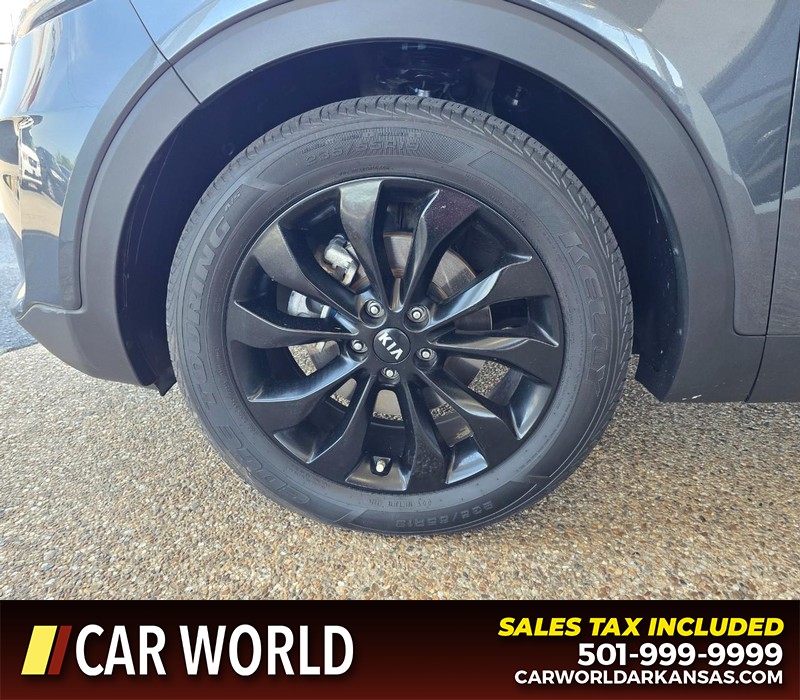 Kia Sorento Vehicle Full-screen Gallery Image 6