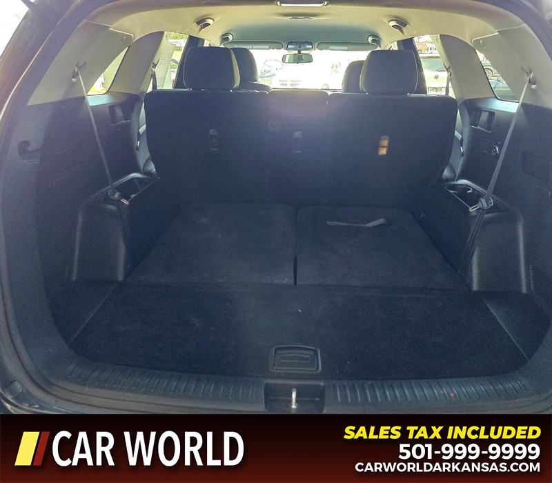 Kia Sorento Vehicle Full-screen Gallery Image 16