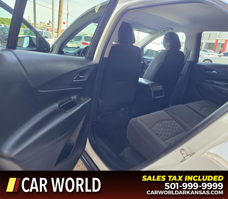 Chevrolet Equinox Vehicle Full-screen Gallery Image 9