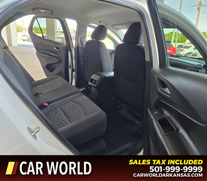 Chevrolet Equinox Vehicle Full-screen Gallery Image 12