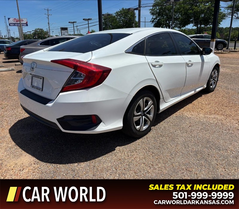 Honda Civic Sedan Vehicle Full-screen Gallery Image 3