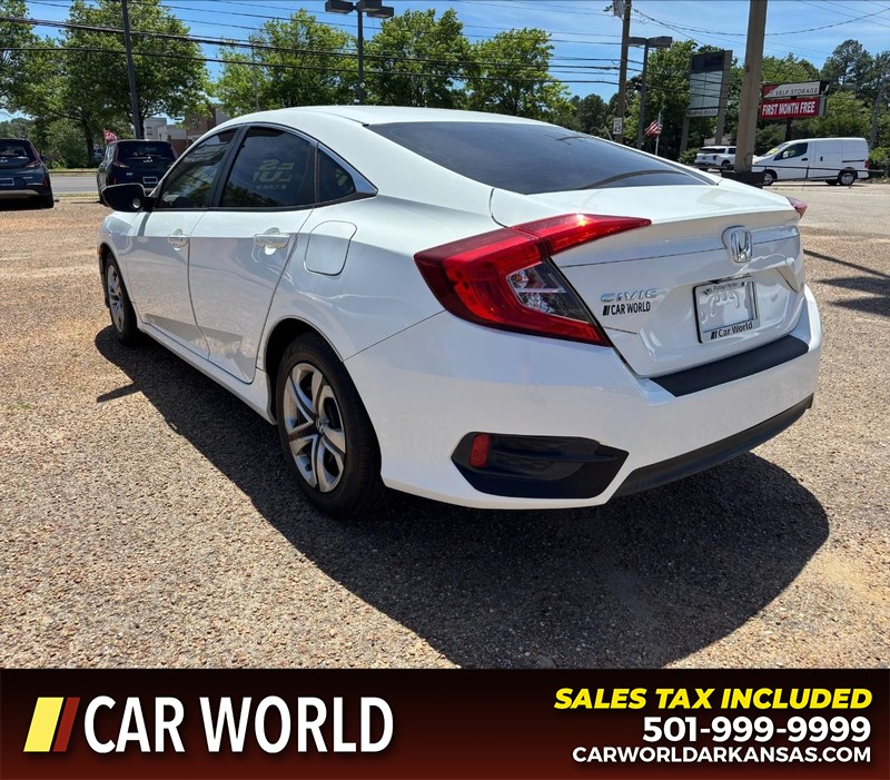 Honda Civic Sedan Vehicle Full-screen Gallery Image 7