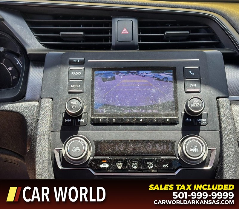 Honda Civic Sedan Vehicle Full-screen Gallery Image 18