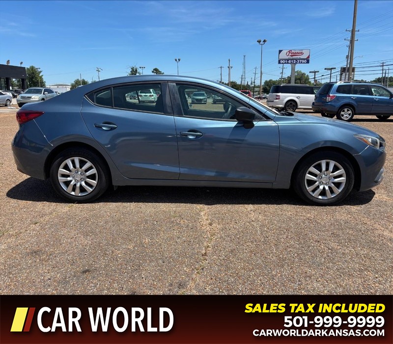 Mazda Mazda3 Sedan Vehicle Full-screen Gallery Image 2