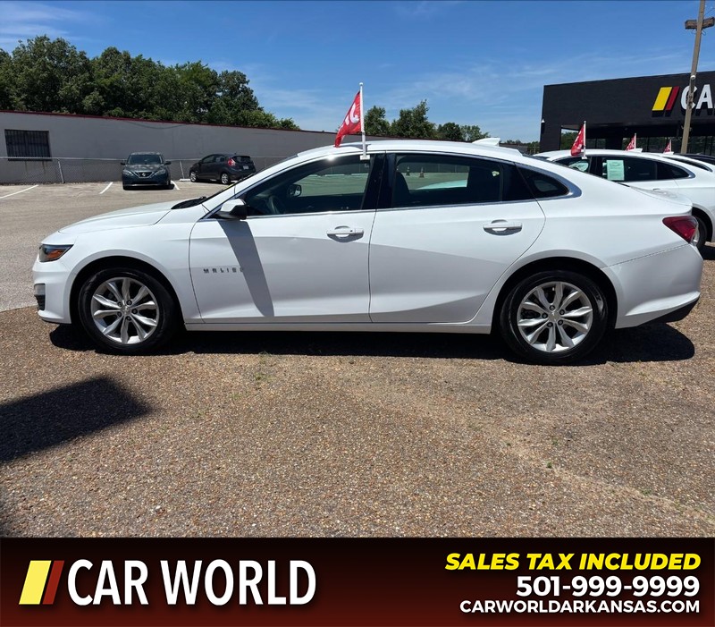 Chevrolet Malibu Vehicle Full-screen Gallery Image 8
