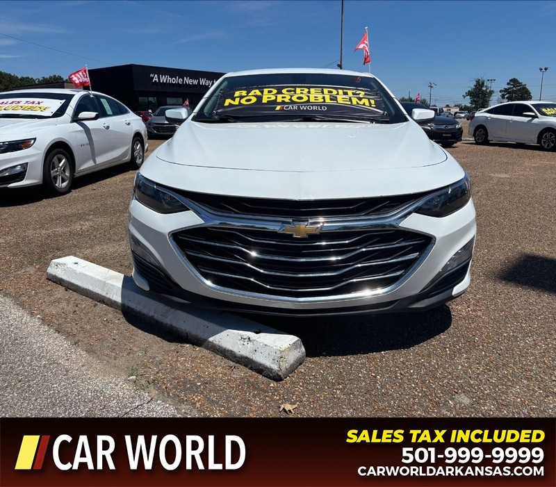 Chevrolet Malibu Vehicle Full-screen Gallery Image 10