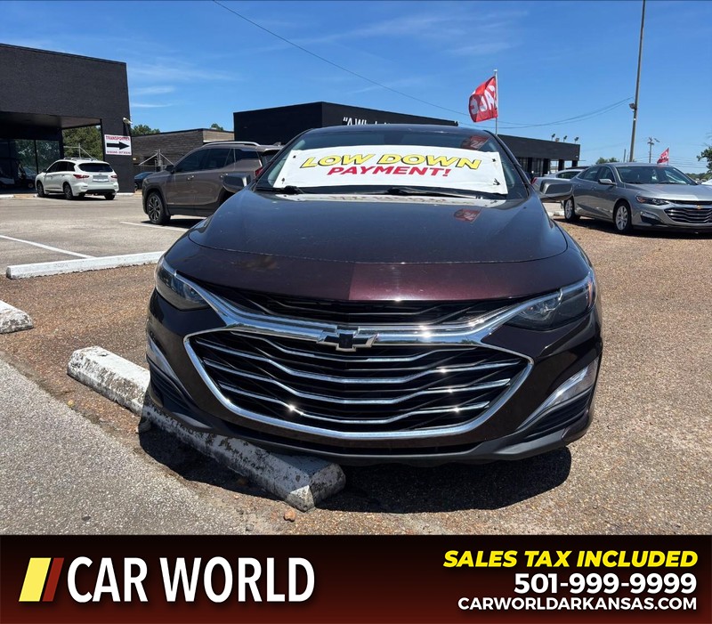 Chevrolet Malibu Vehicle Full-screen Gallery Image 10