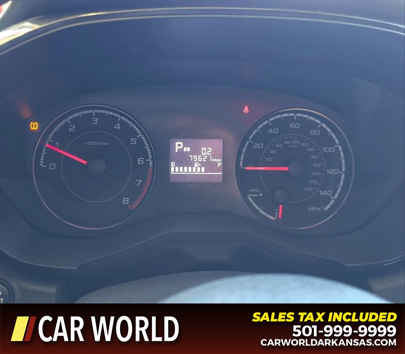 Subaru Crosstrek Vehicle Full-screen Gallery Image 17