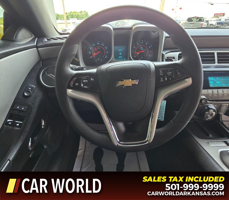 Chevrolet Camaro Vehicle Full-screen Gallery Image 14