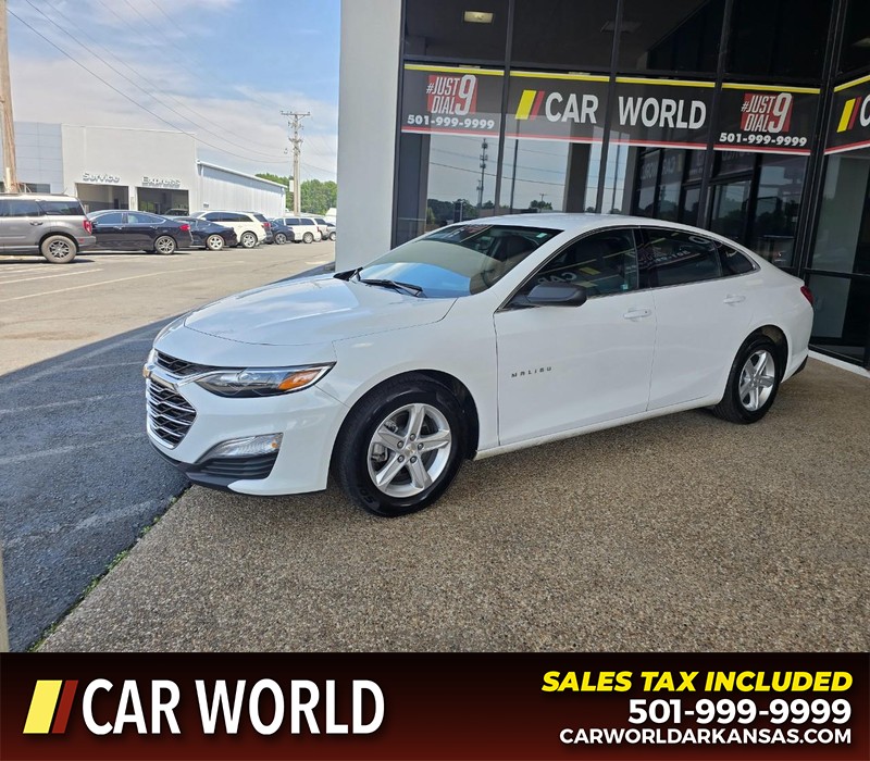 Chevrolet Malibu Vehicle Full-screen Gallery Image 3