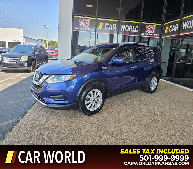 Nissan Rogue Vehicle Full-screen Gallery Image 3