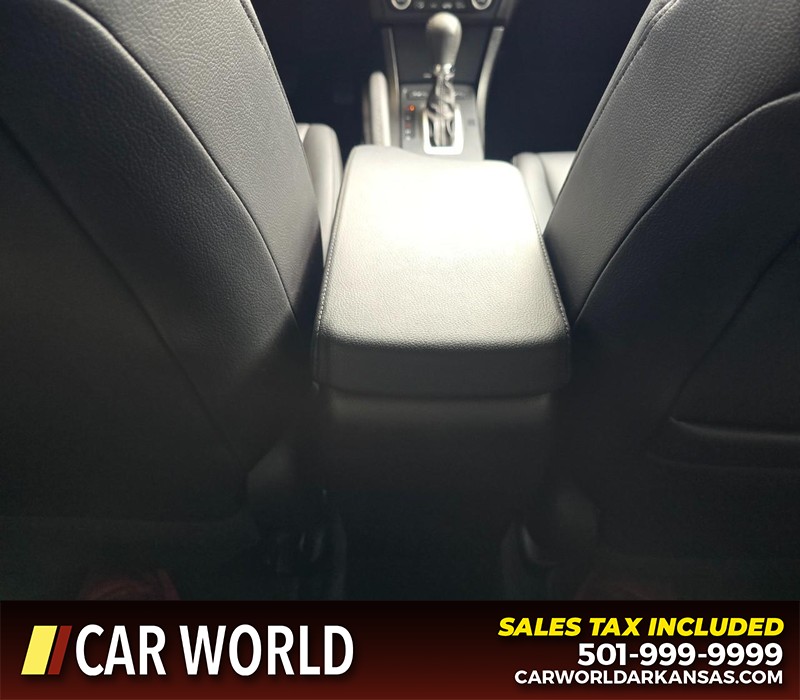 Acura ILX Vehicle Full-screen Gallery Image 20