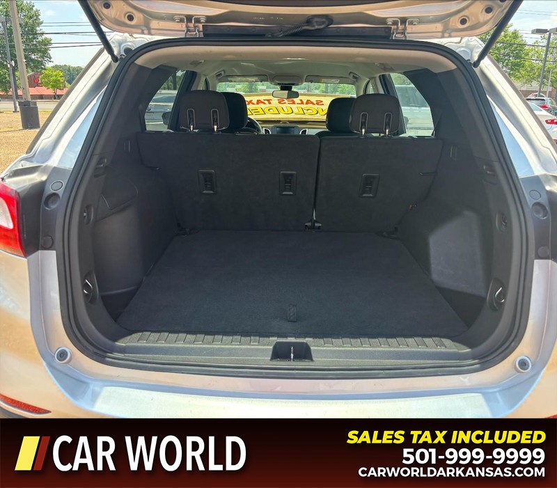 Chevrolet Equinox Vehicle Full-screen Gallery Image 6
